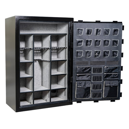 Collector T interior – Textured Black, door panel open